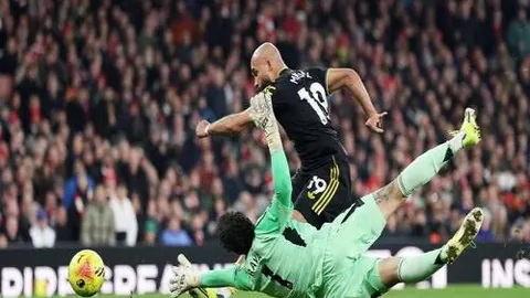 威尔希尔评价：道曼实力非凡，赖斯担纲传承重任，向榜样致敬！